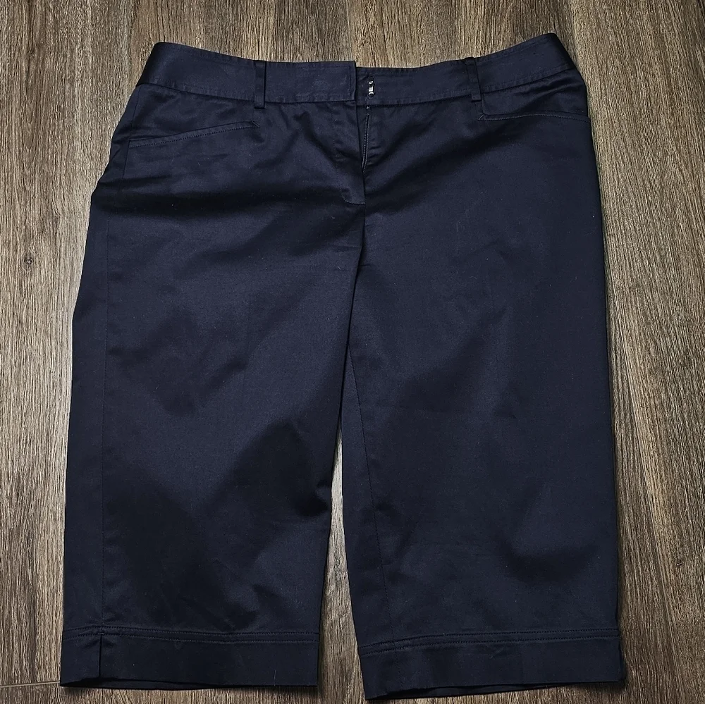Lafayette 148 Women Shorts Sz 8 Navy Bermuda Style W Pockets Preppy,Chic - Picture 4 of 11